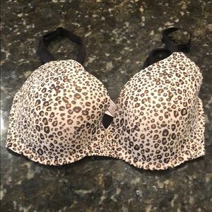 Brand new never worn Victoria’s Secret bra